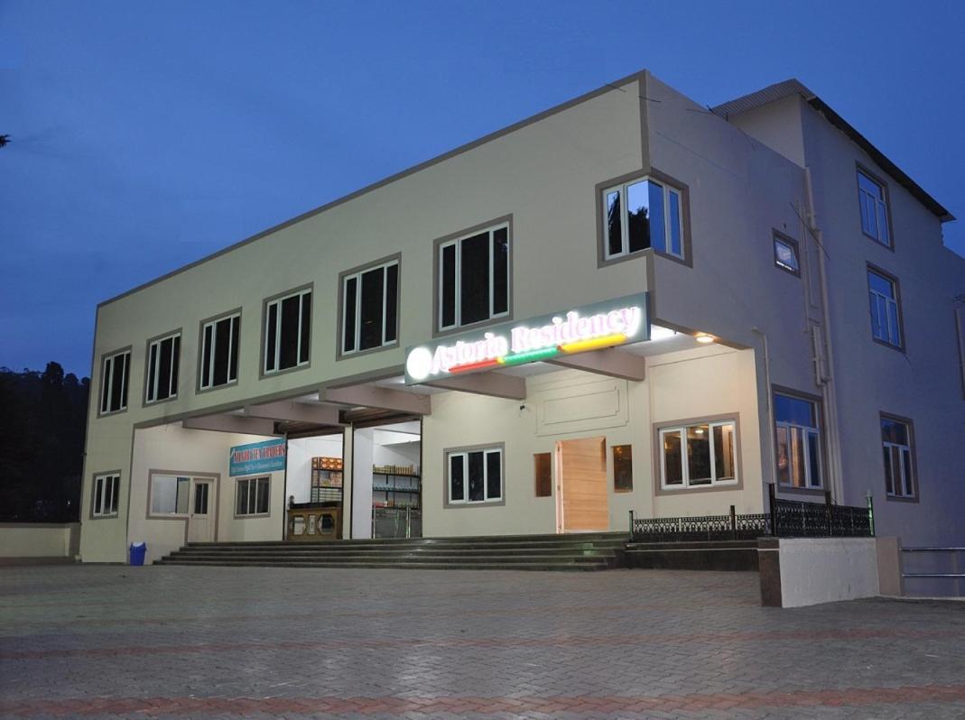 Готель Astoria Residency Уті Екстер'єр фото